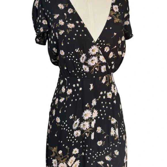 MADEWELL - Petite Puff-Sleeve Wrap-Front Midi Dress in Polka Daisies - Picture 8 of 10